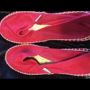 New Steve Madden espadrilles red size 10